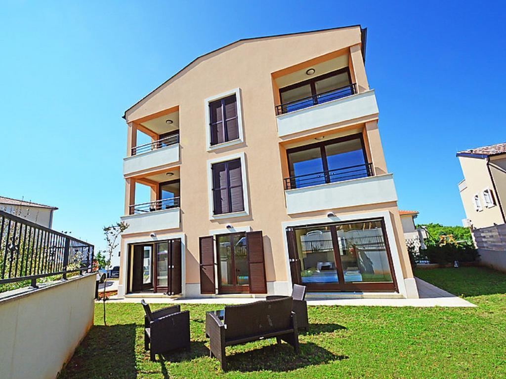Maslina Apartment Premantura Rum bild